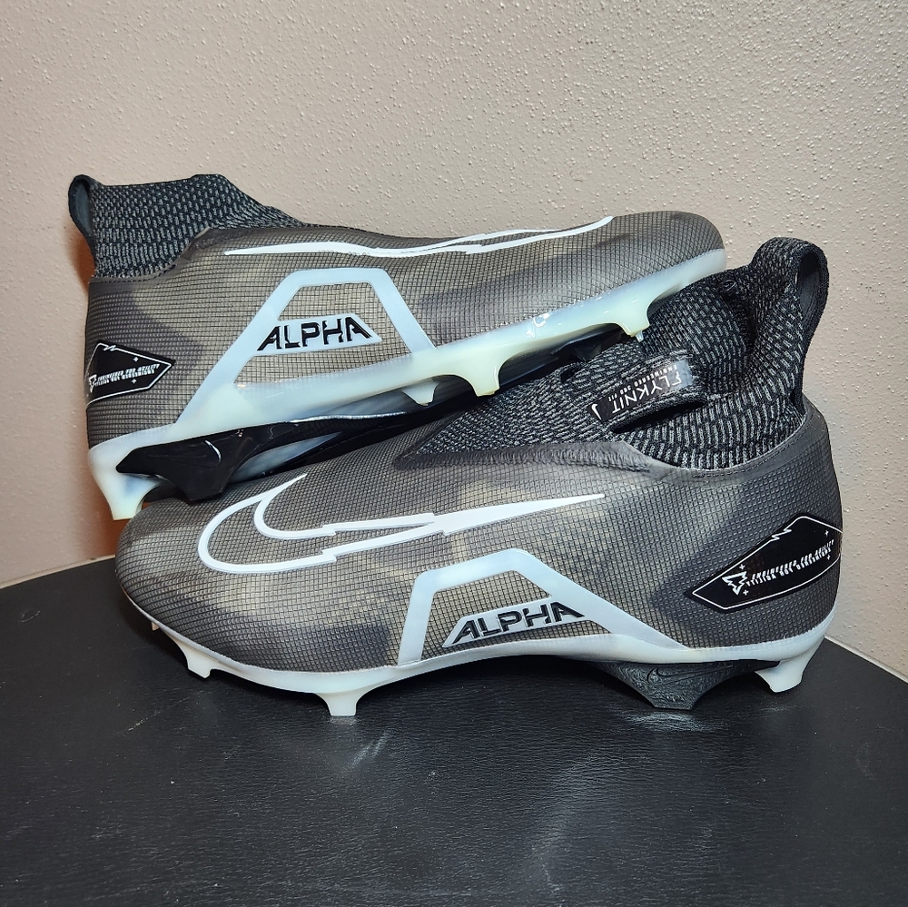 Nike Alpha Menace Elite 3 Mens Football Cleats Sz 13 New Black/Iron Grey